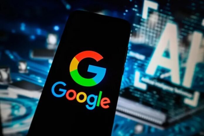 Google Stock Dips 0.51%, AI Concerns Emerge Ahead of Earnings