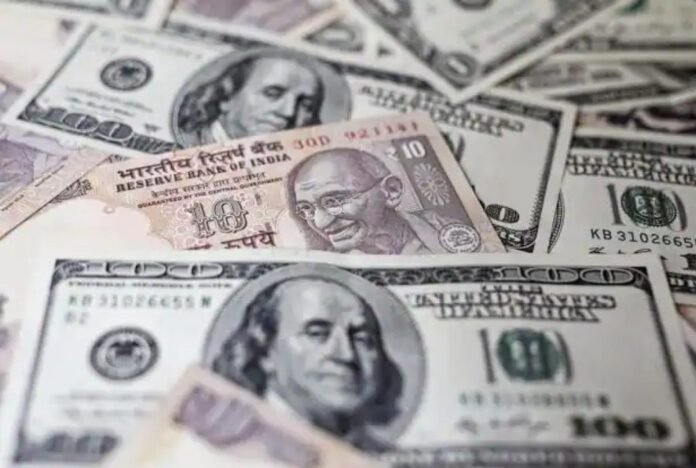 Indian Rupee Plummets to Record Low of 96.90/USD, Faces Risk of Hitting 100