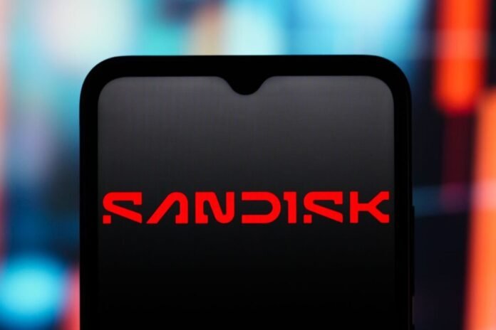 SanDisk Hits Record $1600, Up 550% in 2026 Amid AI-Driven NAND Demand