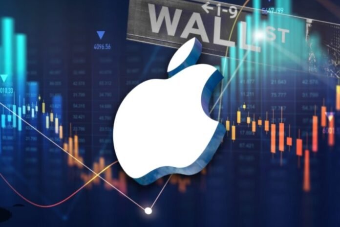 Analysts Urge Caution On Apple Stock Amid High Valuation, AI Doubts