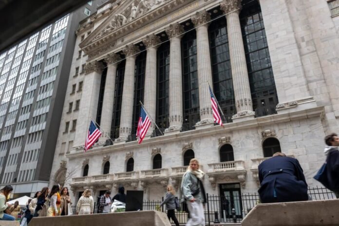 Markets Rally on Soft Jobs Data, Eyes on Fed Minutes This Week